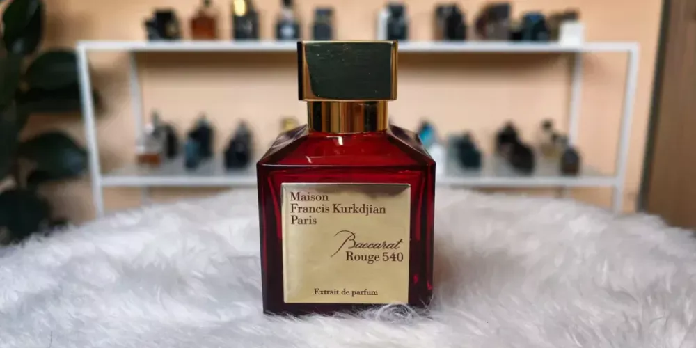خرید ادکلن باکارات رژ  سفید 540 